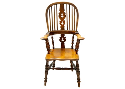 Lot 1004 - A North Eastern Windsor chair