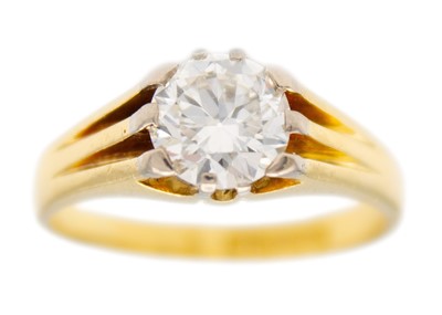 Lot 77 - A good 2.07ct diamond gentleman's ring, set in 18ct yellow gold, with Birmingham Assay report.