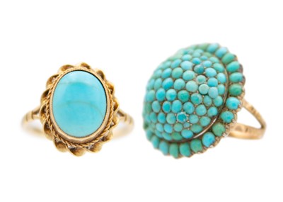 Lot 85 - A Victorian bombe form turquoise gold ring