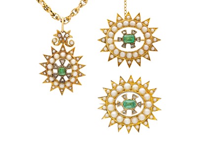 Lot 152 - A Victorian high-purity gold (tests 15ct) diamond, emerald, and split pearl demi-parure.