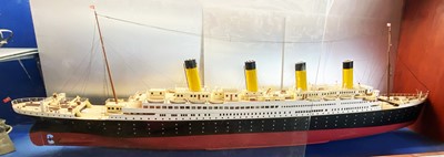 Lot 92 - Model Of The White Star Liner R.M.S. 'Titanic'