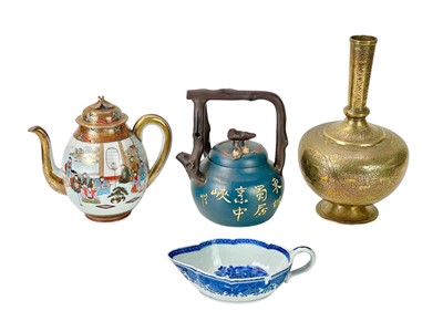Lot 651 - A Chinese Yixing blue ground teapot.