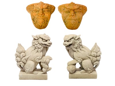 Lot 29 - A pair of reconstituted stone dogs of Fo.