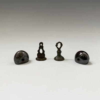 Lot 374 - Two bronze seals, 18th century, one inscribed...