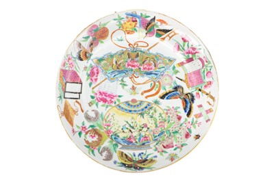 Lot 748 - An unusual Guangzhou (Canton) famille rose circular dish, circa 1830-1880
