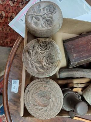 Lot 48 - A collection of treen and curiosities.