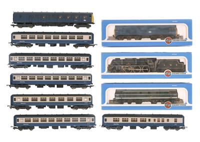 Lot 300 - An Airfix Railway System Royal Scots Fusilier L.M.S. Livery.