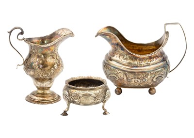 Lot 131 - A selection of silver.