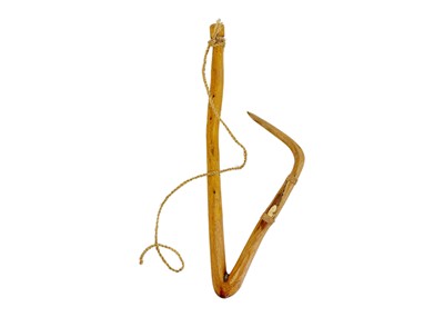 Lot 85 - A Tuvaluan (Ellice Islands) fish hook