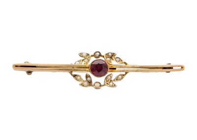 Lot 38 - A selection of two gold bar brooches.