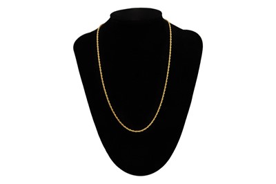 Lot 39 - A 9k gold rope link chain.