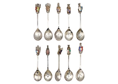 Lot 266 - The Queen's Beasts silver and enamel spoons collection by Toye, Kenning & Spencer.