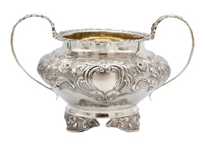 Lot 226 - A William IV silver sugar bowl by George Hunter.