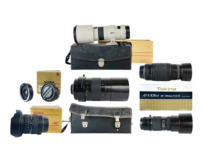 Lot 174 - Sigma 35mm camera lenses.