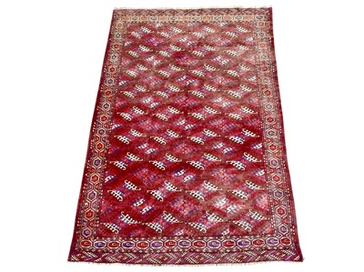 Lot 621 - A Pakistan carpet.