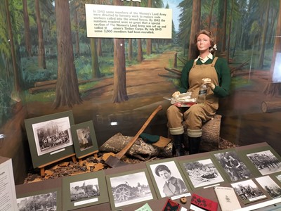 Lot 1160 - The War Gallery