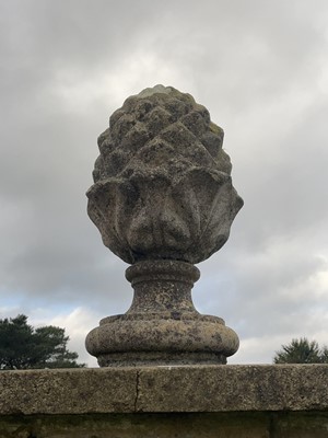 Lot 1412 - Outside