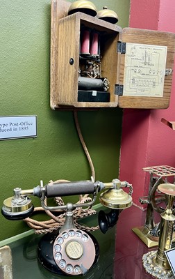Lot 1231 - Telephone