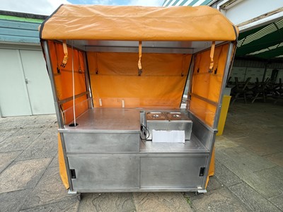 Lot 2001 - Hot dog retail stand,Catering
