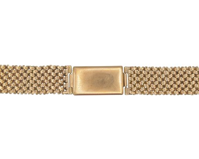 Lot 1145 - A 1950's, 9k hallmarked gold mesh gentleman's wristwatch bracelet.