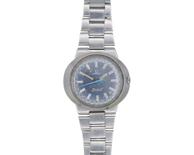 Lot 1090 - OMEGA - A Geneve Dynamic stainless steel gentleman's bracelet wristwatch.