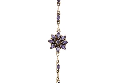 Lot 9 - An iolite set silver hook clasp bracelet.