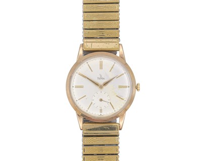 Lot 1106 - TUDOR - A 9ct cased 1960's manual wind gentleman's wristwatch.