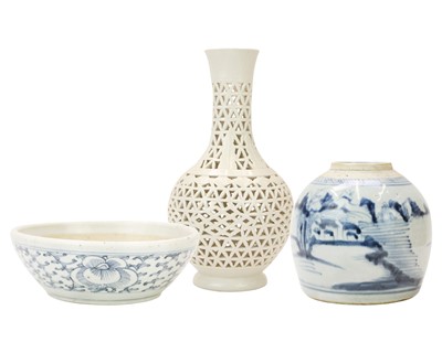 Lot 717 - A Chinese porcelain blue and white ginger jar.