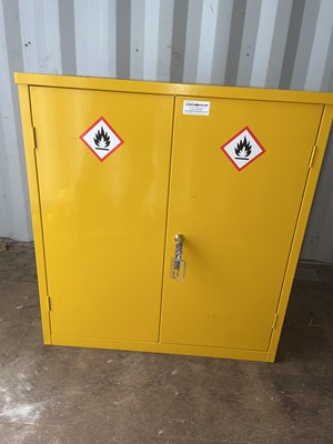 Lot 1498 - Outside