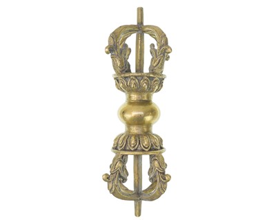 Lot 128 - A Tibetan bronze vajra.