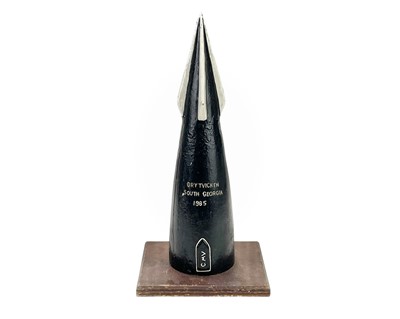 Lot 214 - A Norwegian whale harpoon head or tip.