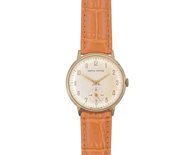 Lot 1103 - SMITHS ASTRAL - A gentleman's gold-plated manual wind wristwatch.