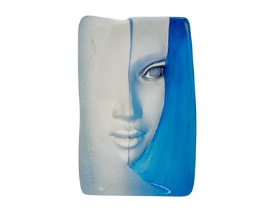 Lot 322 - Mats Jonasson, a Swedish art glass face sculpture.