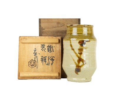 Lot 581 - Shoji HAMADA (1894-1978)