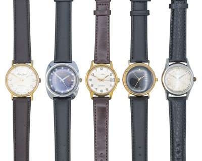 Lot 1194 - A selection of five gentleman's wristwatches.