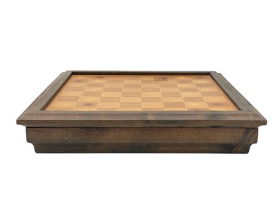 Lot 9 - An American Civil War themed chess set.
