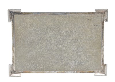 Lot 9 - An early 20th-century sterling silver engine turned cigarette box.