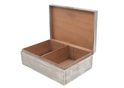 Lot 10 - An Edward IIV silver cigar box by Deakin & Francis.