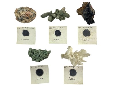 Lot 161 - Minerals