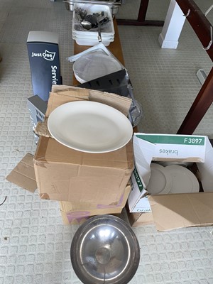 Lot 2085 - Catering Equipment.