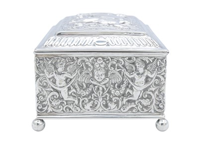 Lot 11 - A good Victorian silver jewellery casket by Henry William Curry.