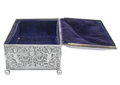 Lot 11 - A good Victorian silver jewellery casket by Henry William Curry.