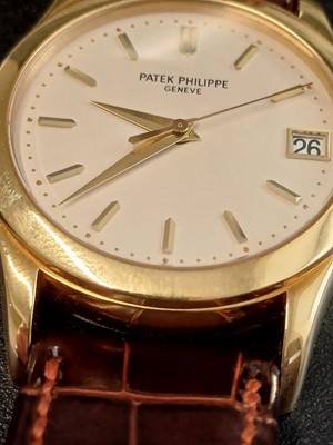Lot 1005 - PATEK PHILIPPE - A fine Calatrava 18k gentleman's automatic wristwatch.