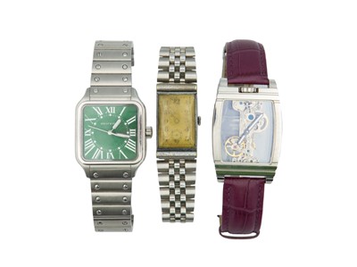 Lot 1033 - A selection of three gentleman's stainless steel mechanical wristwatches.