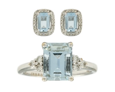 Lot 37 - A fine 18k white gold Aquamarine and Diamond ring with a similar pair of earrings, by CERRONE, Australia.