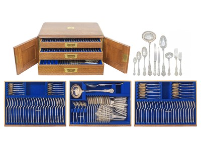 Lot 33 - A remarkable Edwardian silver canteen of Queen's Pattern cutlery for 24 by Manoah Rhodes & Sons Ltd.