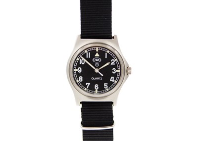 Lot 1047 - CWC - A G10 Royal Navy Issue stainless steel gentleman's quartz wristwatch.