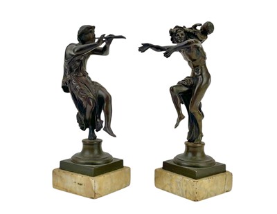 Lot 123 - A pair of Grand Tour bronze figures.
