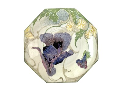 Lot 318 - A Dutch Rozenburg eggshell porcelain octagonal saucer.