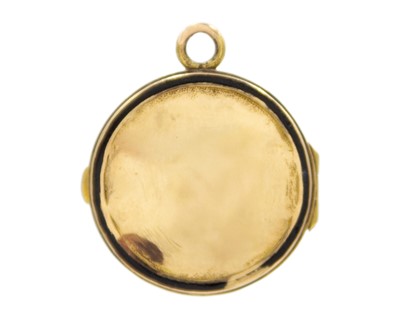 Lot 101 - A Victorian high-purity gold locket pendant.